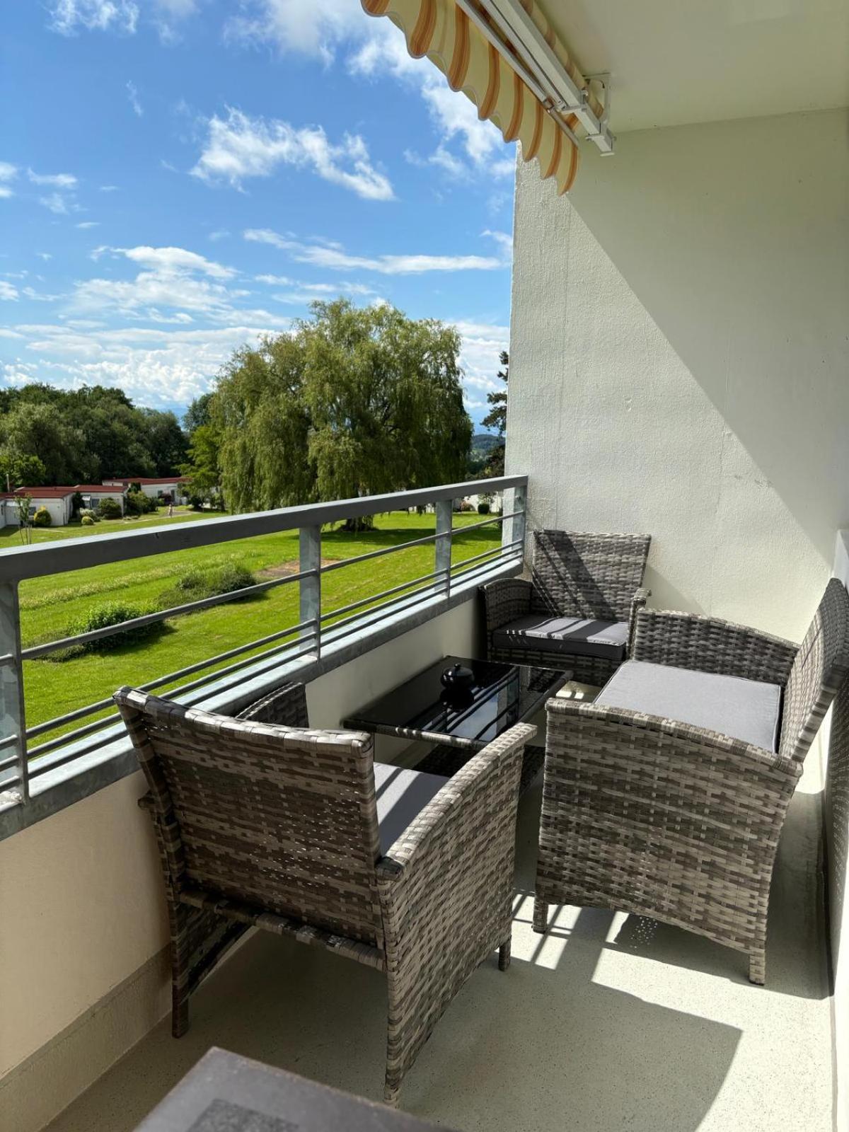 Ferienappartement Mit Berg- Und Seesicht Oberteuringen Bagian luar foto
