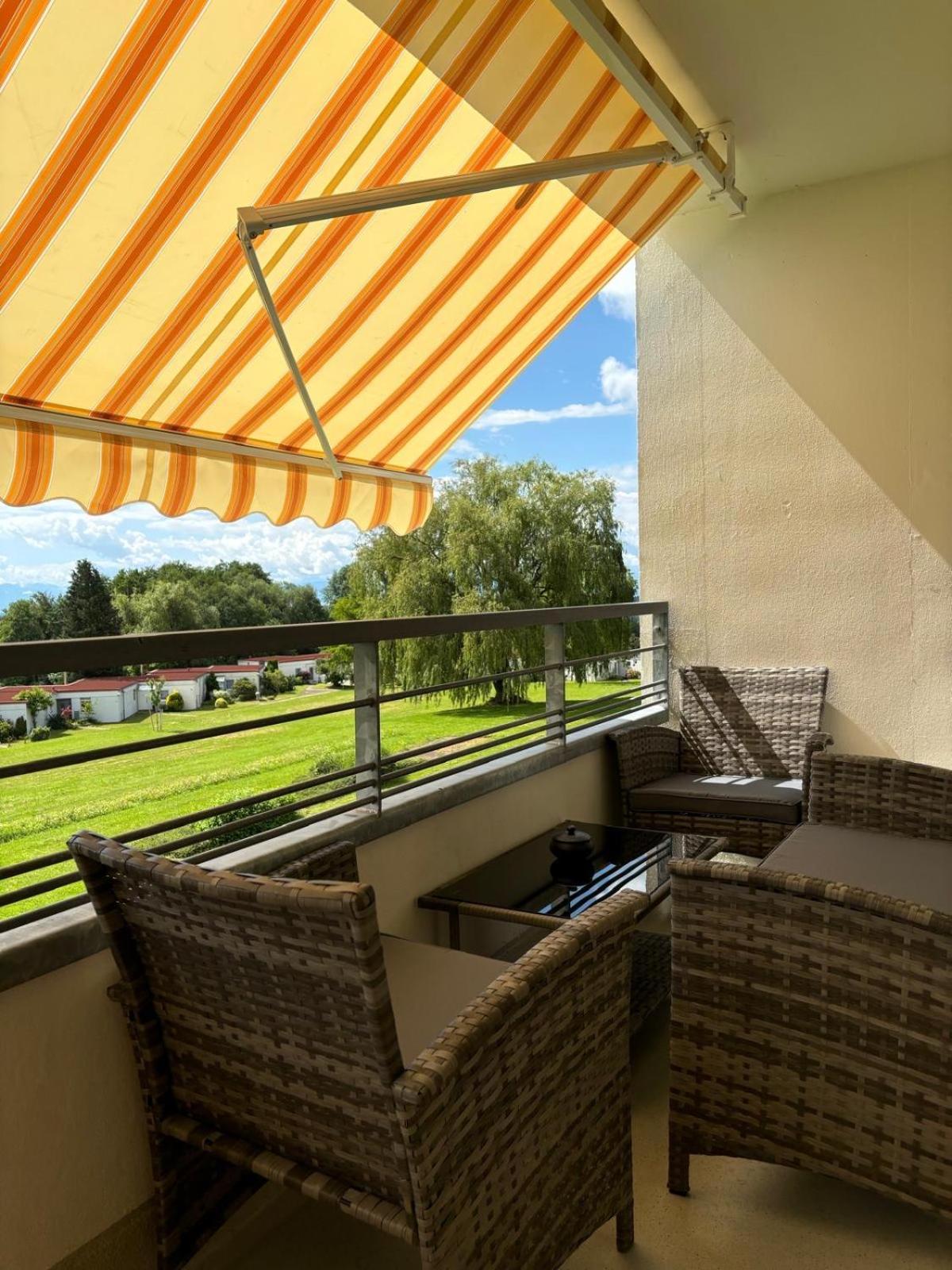 Ferienappartement Mit Berg- Und Seesicht Oberteuringen Bagian luar foto